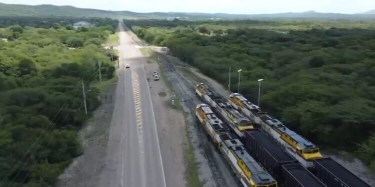 Seis días de bloqueos  completa la vía férrea en La Guajira: Cerrejón exhorta a honrar el proceso de consulta en curso