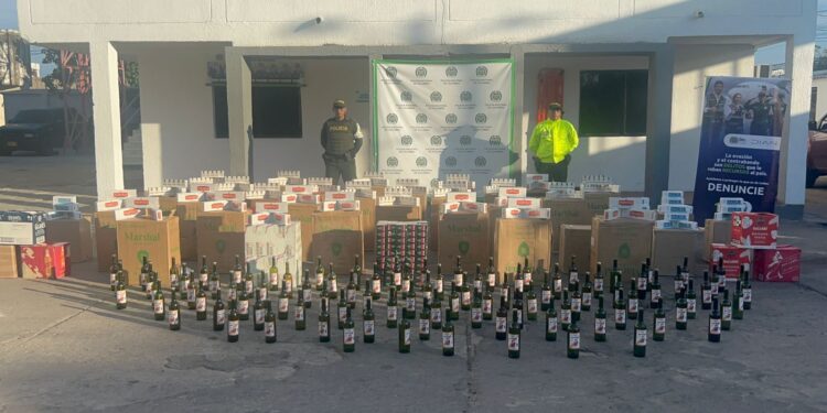 Hallan en una vivienda de Maicao  19.990 cajetillas de cigarrillos y 144 botellas de licor  de contrabando                        