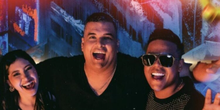 El cantante riohachero Haffit David interpreta nueva canción de Rolando Ochoa y Zona 8: ‘Pon la hora’