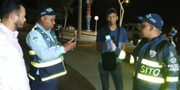 Autoridades intensificaron operativos de control en el centro de Riohacha