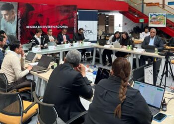 Carlos Robles participó en Consejo Nacional de Rectores para impulsar planes integrales de cobertura