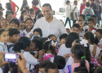 “Seguiremos cumpliendo la palabra”