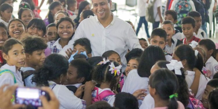 “Seguiremos cumpliendo la palabra”