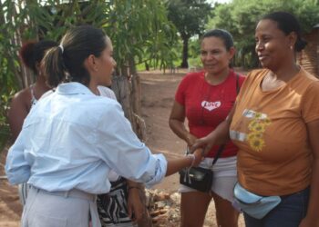 Gobernación de La Guajira inició proceso para legalización del barrio Altos de Javier Socarras en Villanueva