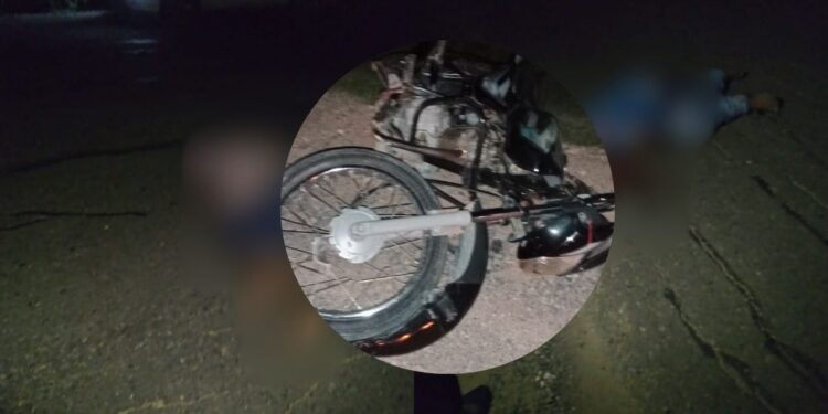 En la vía Riohacha – Cuestecista un vehículo fantasma arrolló a dos personas en una moto