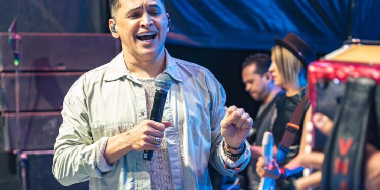 Jorge Celedón celebra las fiestas de la Independencia de Colombia en Estados Unidos