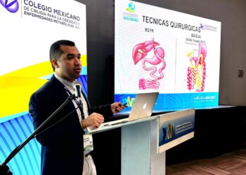 Médico cirujano colombiano gana premio “mejor trabajo de cirugía” en México