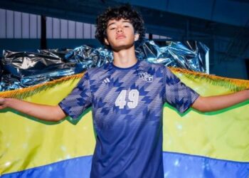 Joven guajiro firma contrato con el equipo  F.C. Dallas