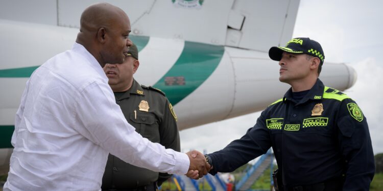 Canciller reiteró en La Guajira la necesidad de una veeduría independiente en Venezuela  