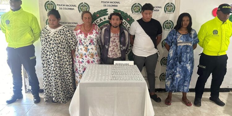 Capturan a cinco presuntos integrantes de la banda ‘Los Chacorta’ dedicada al microtráfico en Uribia