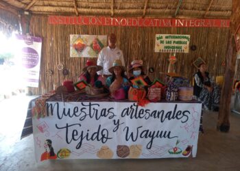 Corpoguajira acompaña celebración del Día Internacional de los Pueblos Indígenas en Uribia