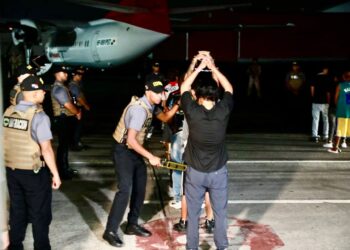 Deportan de Panamá al primer grupo de migrantes colombianos que ingresó por el Darién