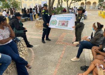 Realizan actividades preventivas contra la trata de personas en la zona turística de Riohacha