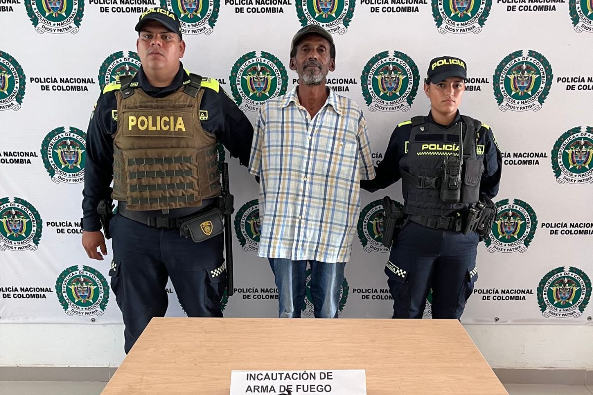 En Riohacha detienen a hombre de 57 años de edad por porte de arma de ...