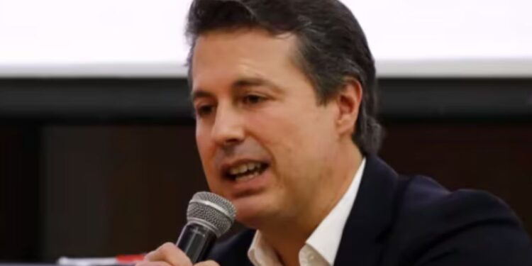 Juan Manuel Galán pidió acciones contundentes a Petro por crisis en Venezuela