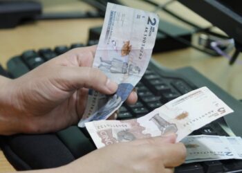 El 79% de los colombianos aún prefiere pagar en efectivo, según informe del Banco de la República