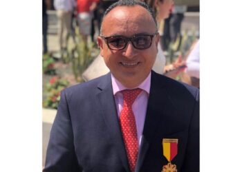 Carlos Mazeneth Dávila, ejecutivo de talla nacional