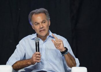 Presidente de Promigas advierte que Colombia opera «al límite energético» y alerta sobre riesgos de importación de gas