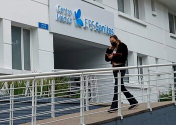 Sanitas aclara que no cerrará servicios ni trasladará afiliados durante intervención