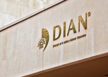 Dian abre subasta pública de vehículos decomisados de alta gama