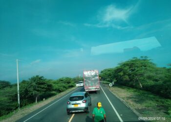 Comunidad wayuú bloquea la vía entre Maicao y Riohacha para reclamar subsidios