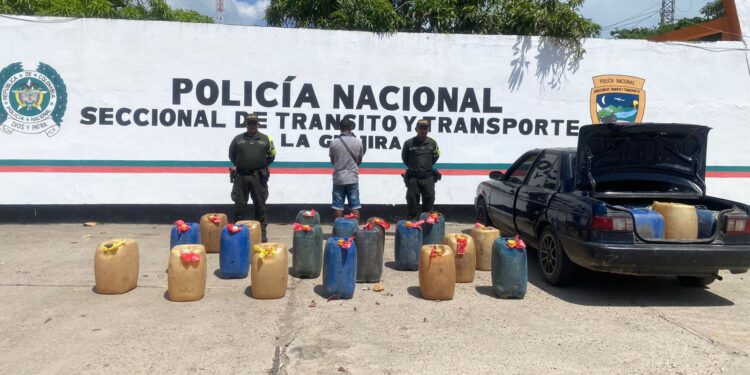Cae sujeto por transportar combustible de contrabando en zona rural de Manaure
