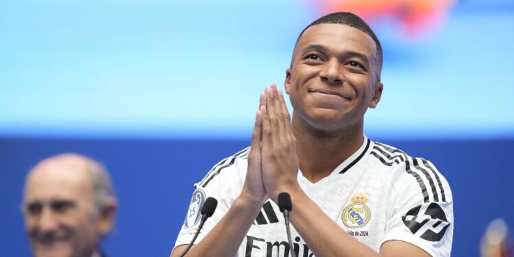 Mbappé inicia su anhelada aventura con el Real Madrid en la Champions