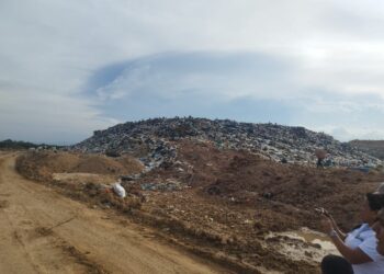 Comunidades wayuú completan tres días de bloqueo en el relleno sanitario de Maicao