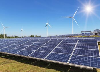 Gobierno nacional lanza créditos para paneles solares en hogares de bajos recursos