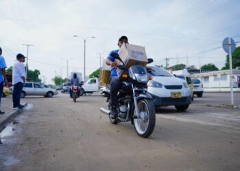 Alcalde Genaro Redondo habilitó un nuevo tramo de la Avenida Francisco El Hombre en Riohacha