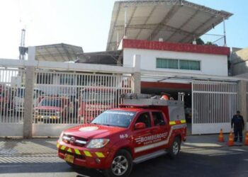 Air-e deja sin luz a la estación de bomberos en Santa Marta por deuda de un mes