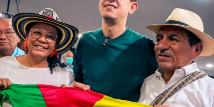 Colombia se convierte en el primer país de América Latina con un Sistema Educativo Indígena Propio