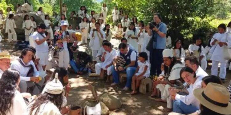 Pueblo Kogui recupera derechos sobre el agua y 1.636 hectáreas de su territorio en la Sierra Nevada