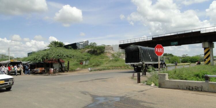 Hombre de la etnia wayuú murió al ser arrollado por un vehículo en la vía Uribia – Cuatro Vías