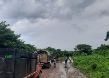 Ejército Nacional detonó de manera controlada dos cilindros abandonados en la vía Maicao – La Majayura