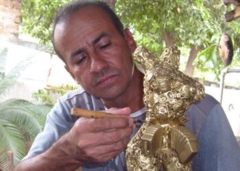 Manuel José Rincón Pico, autor de los monumentos al acordeón, la caja, y la guacharaca más grandes del mundo