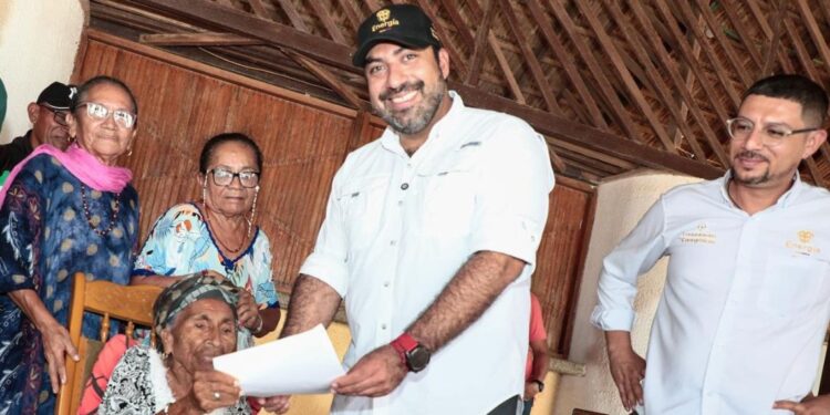 MinEnergía y Fenoge instalarán parque solar en el Cabo de la Vela y Media Luna que proveerá energía 24/7