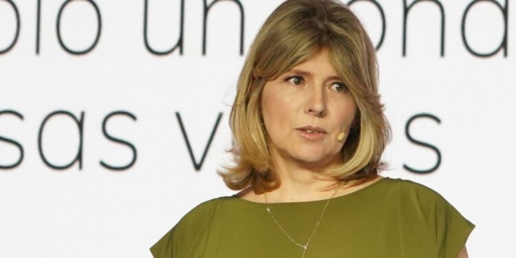 “Reforma laboral deja por fuera al 70% de los trabajadores colombianos”: Presidenta de Asocajas