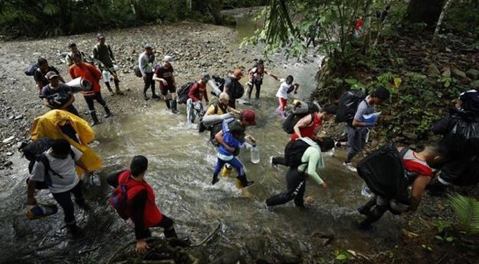 Gobierno panameño multará a los extranjeros que entren irregularmente por la frontera con Colombia
