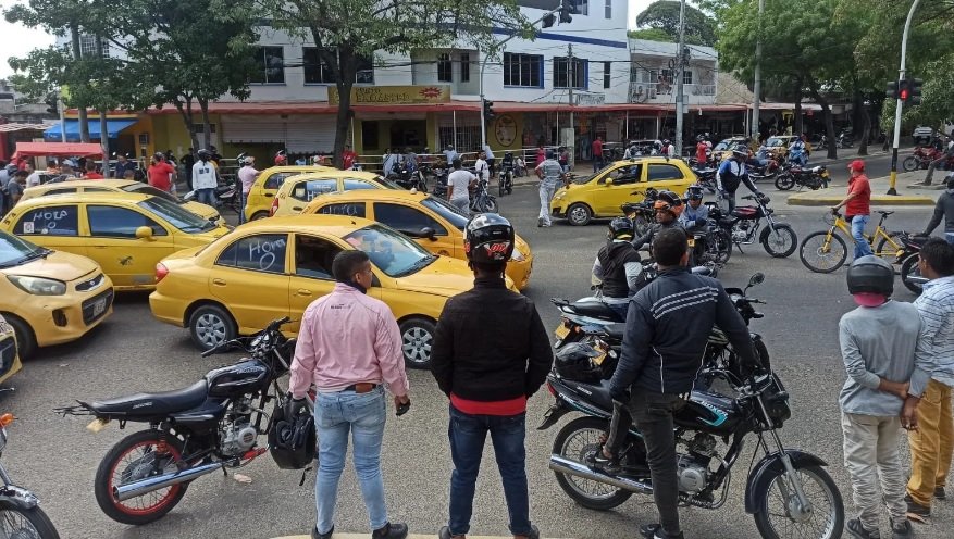 Gobernación iniciará consultoría para caracterizar el transporte informal de La Guajira