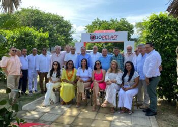 Columnistas celebraron en Barrancas el cuarto aniversario de ‘Ojo pelao magazine’