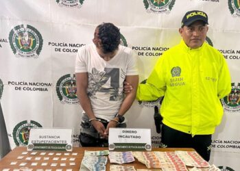 En medio de un allanamiento fueron incautadas 33 dosis de cocaína y una persona fue detenida