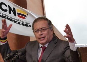 Caso Petro en CNE: expertos desmienten teorías de golpe y advierten que sanciones son administrativas