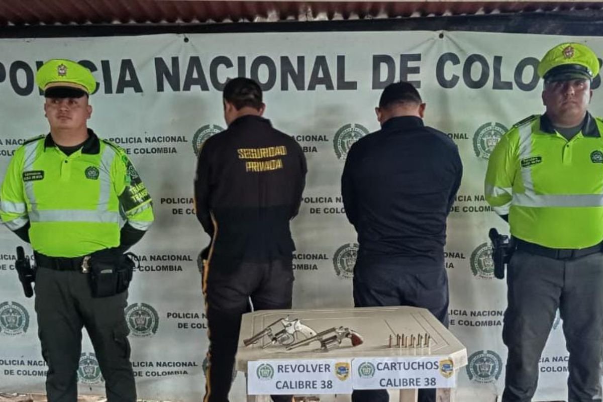 Capturan a dos hombres portando arma de fuego ilegal en el municipio de Maicao