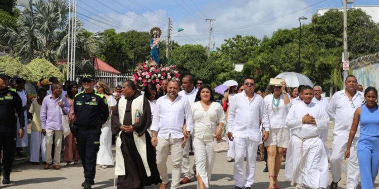 Dibulleros conmemoraron fiestas patronales de la Virgen del Pilar