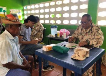 Ejército Nacional le brindo una Jornada de médica a la comunidad Cachaca 3 del Distrito de Riohacha 