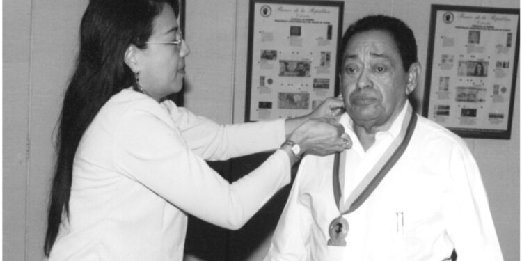 A diez años de la partida del poeta de Barrancas, Guillermo Solano Figueroa