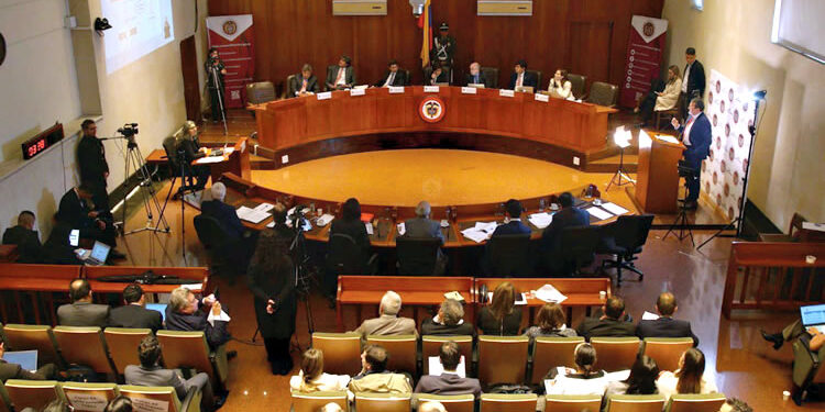 Corte Constitucional anuló sentencia de mujer condenada por asesinar a su agresor sexual
