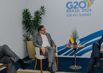 Colombia busca financiamiento internacional para transición energética