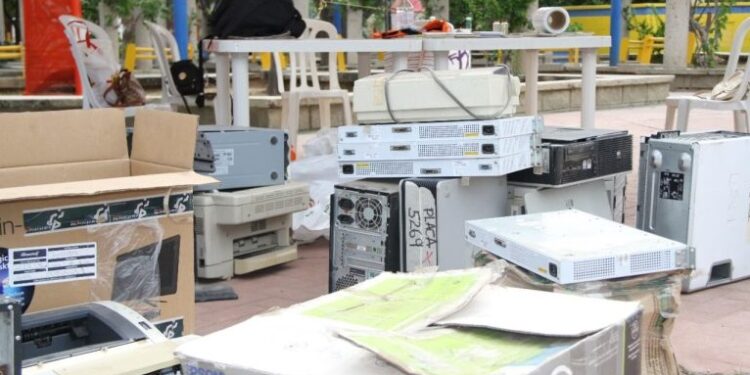 Más de 10 toneladas de residuos recogieron durante jornada de posconsumo de Corpoguajira